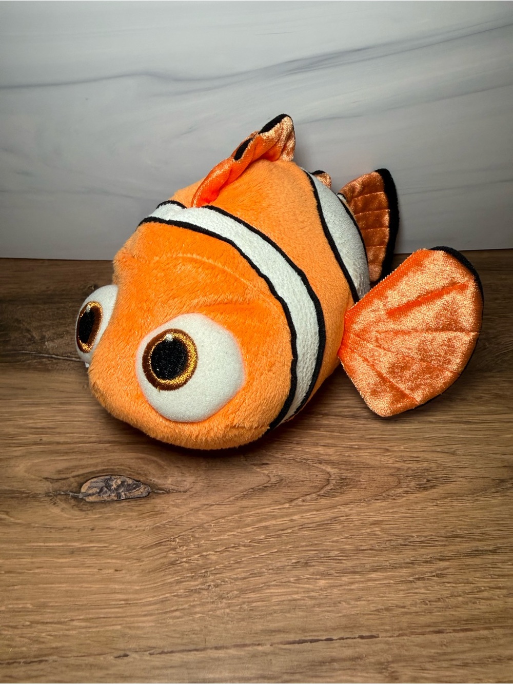 Disney Store Finding Nemo Plush Stuffed Animal Pixar Clownfish Toy